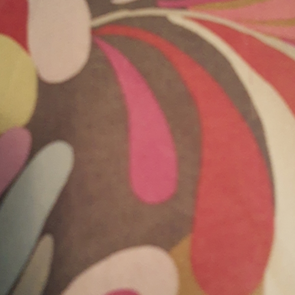 Kenneth Cole Silk Chiffon Asymmetrical Top Sz 4 - Picture 10 of 10